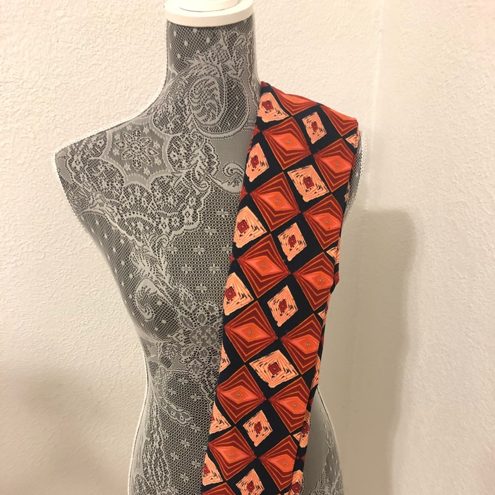 Lularoe Abstract OS Red and Navy Leggings